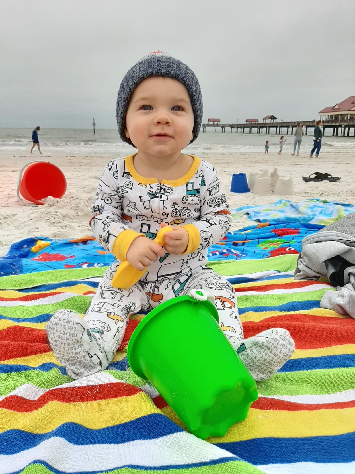 Take 5: Bennett visits the beach